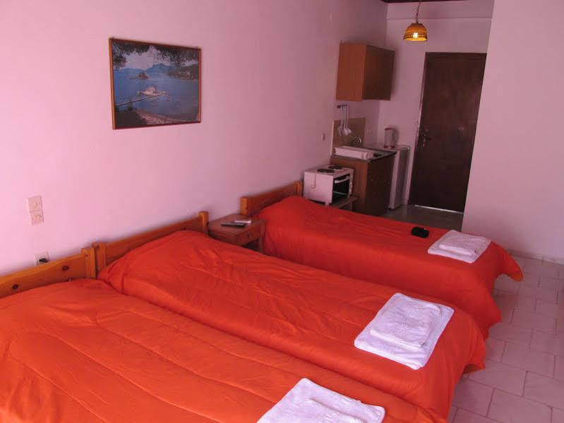 Marie Apartment Sidari Exterior photo