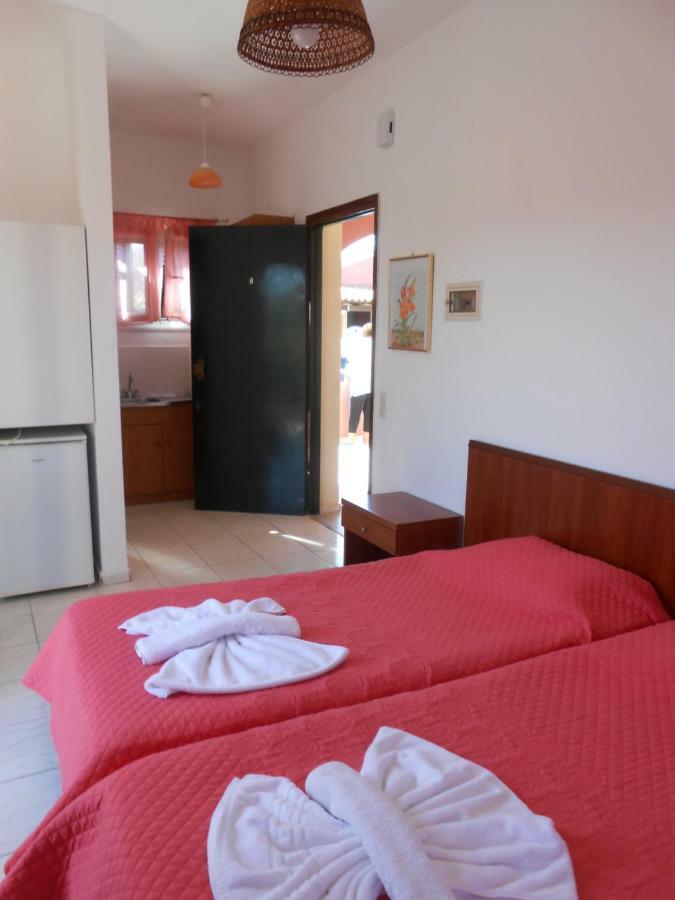 Marie Apartment Sidari Exterior photo